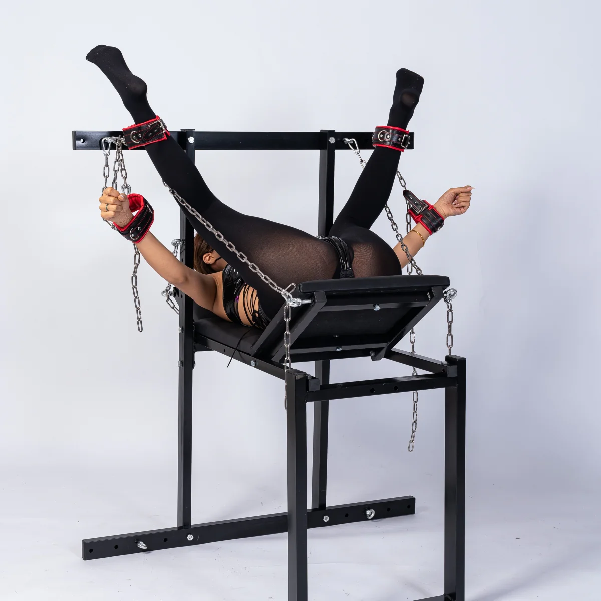 Fetdom Exhibition Bench for Bondage, Humiliation and Breeding - Image 7