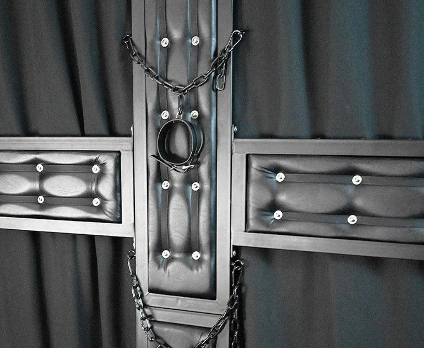Ships from the USA! Elegant noir St. Andrew's Cross - Image 9